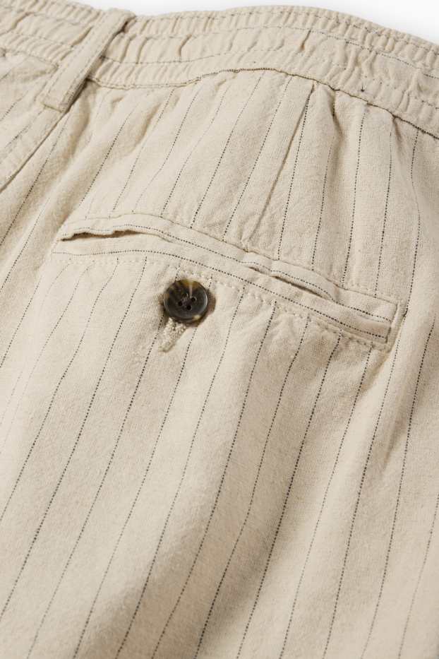 Herren - Shorts mit Leinen-Anteil - Nadelstreifen - beige