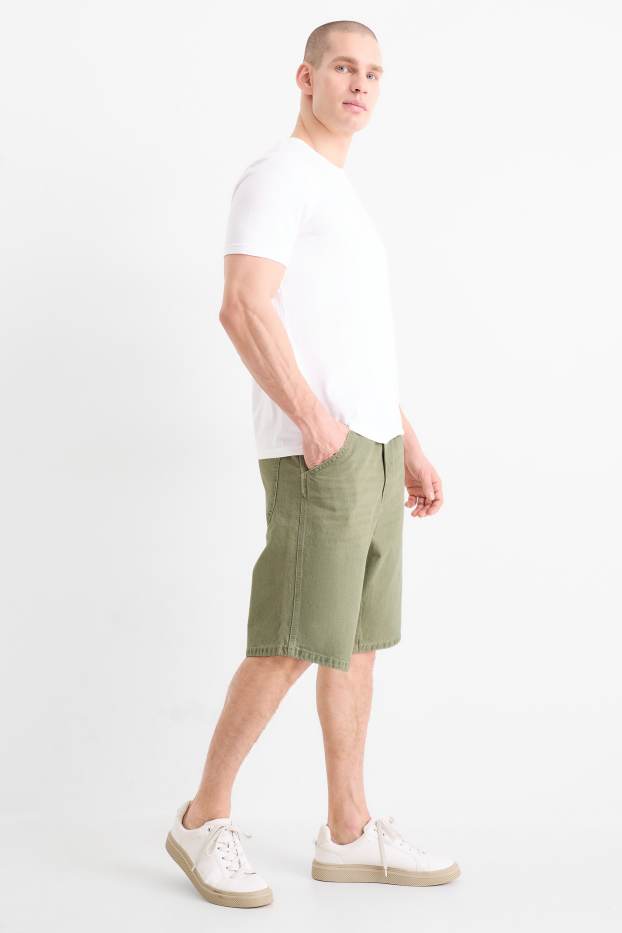 Herren - Jeans-Shorts - hellgrün