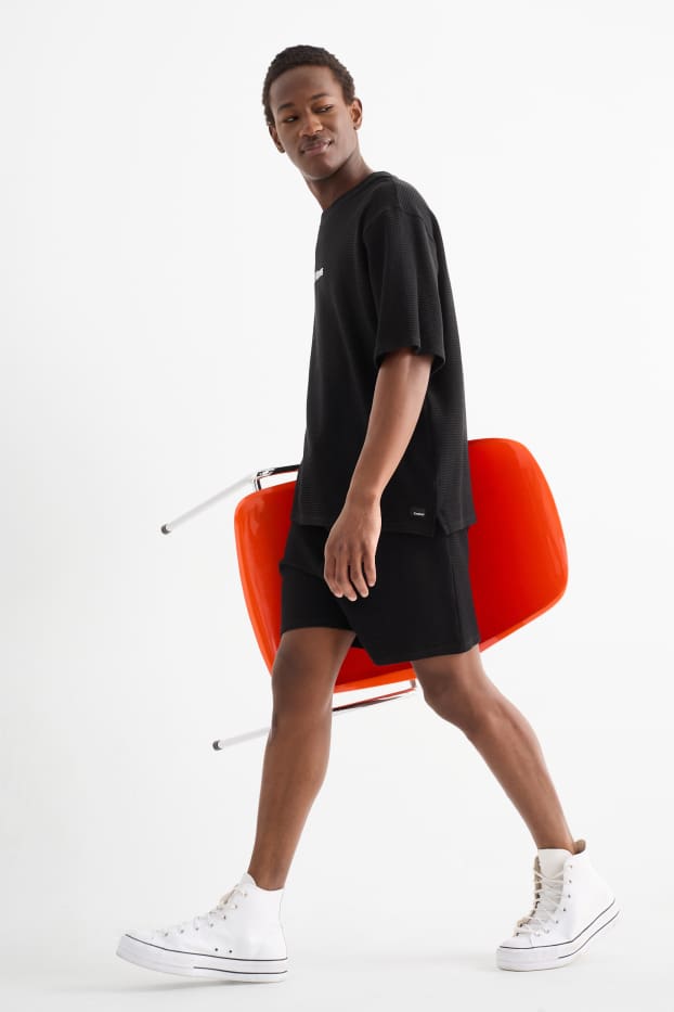 Herren - Shorts - strukturiert - schwarz