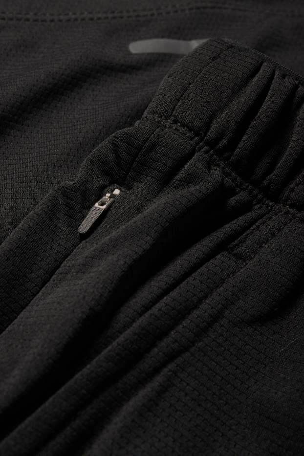 Men - Technical shorts - textured - black