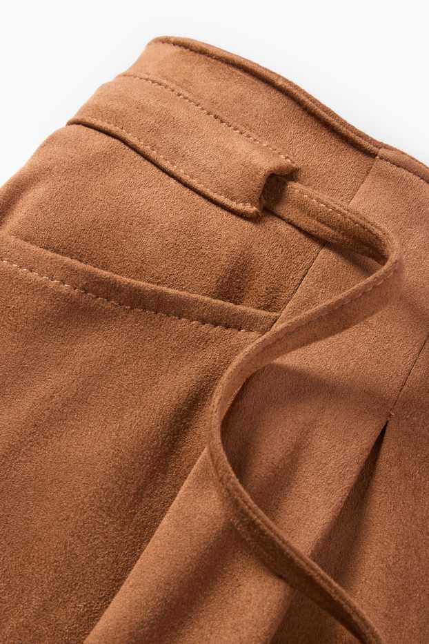 Damen - Shorts - Mid Waist - Velourslederimitat - braun