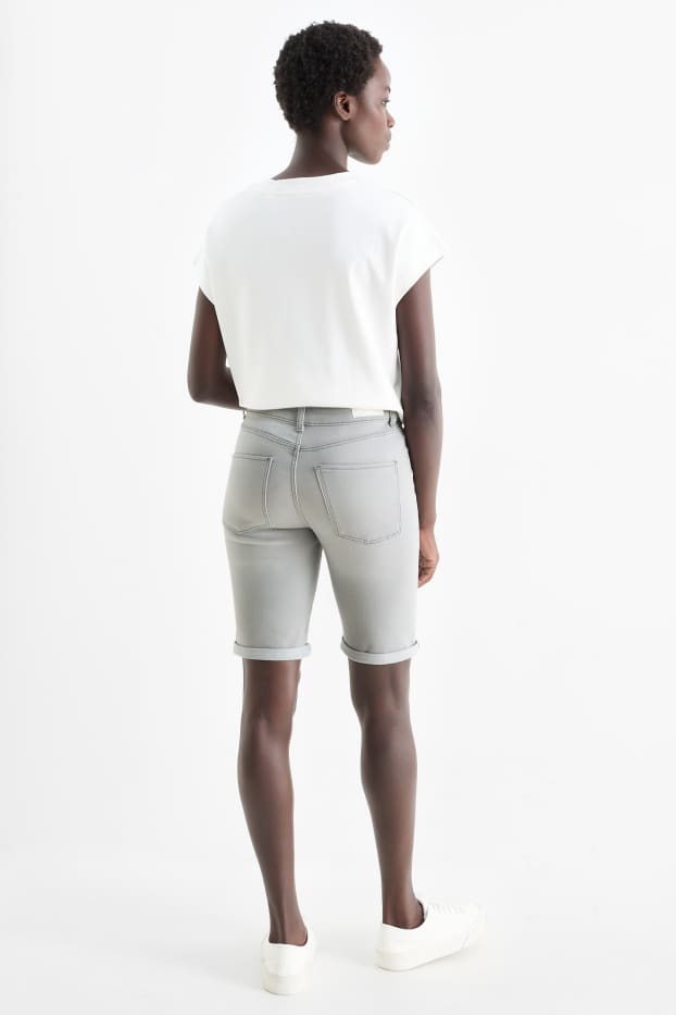Damen - Jeans-Bermudas - Mid Waist - LYCRA® - helljeansgrau