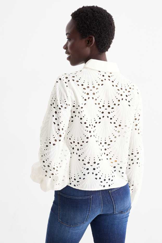 Femmes - Chemisier - broderie anglaise - blanc