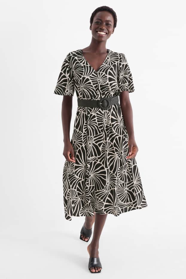 Femmes - Robe en viscose à col V et dotée d'une ceinture - à motif - noir / beige