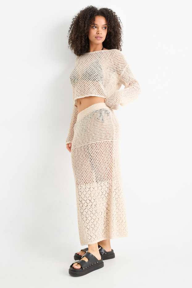 Women - Knitted skirt - light beige