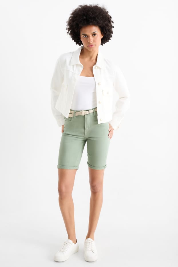 Women - Denim Bermuda shorts with belt - mid-rise waist - green