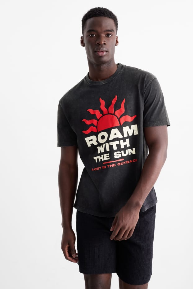 Men - T-shirt - relaxed fit - black