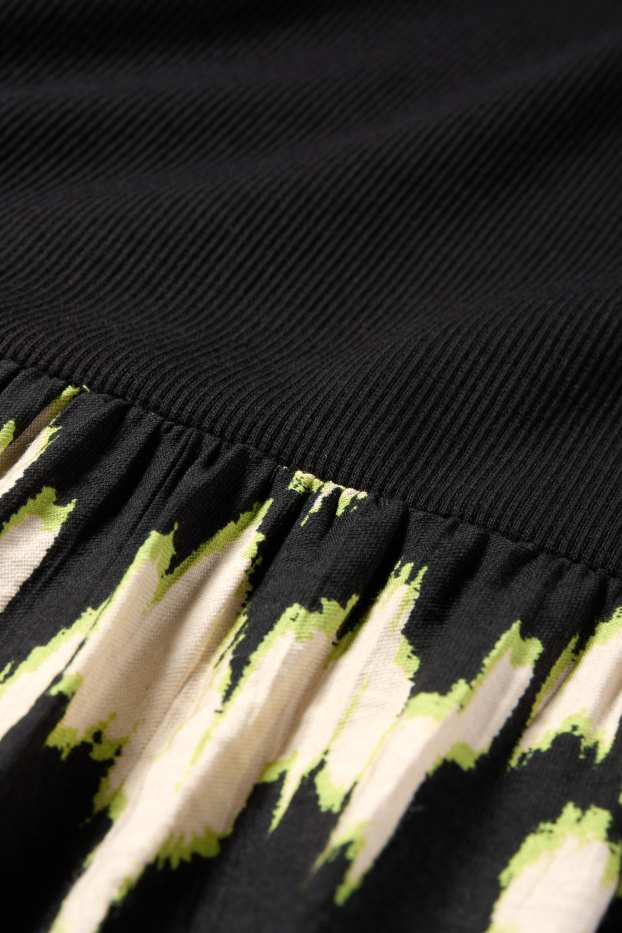 Women - Fit & flare dress - patterned - black