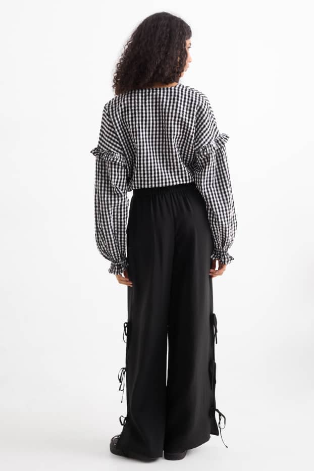 Women - Cloth trousers - mid-rise waist - wide leg - black