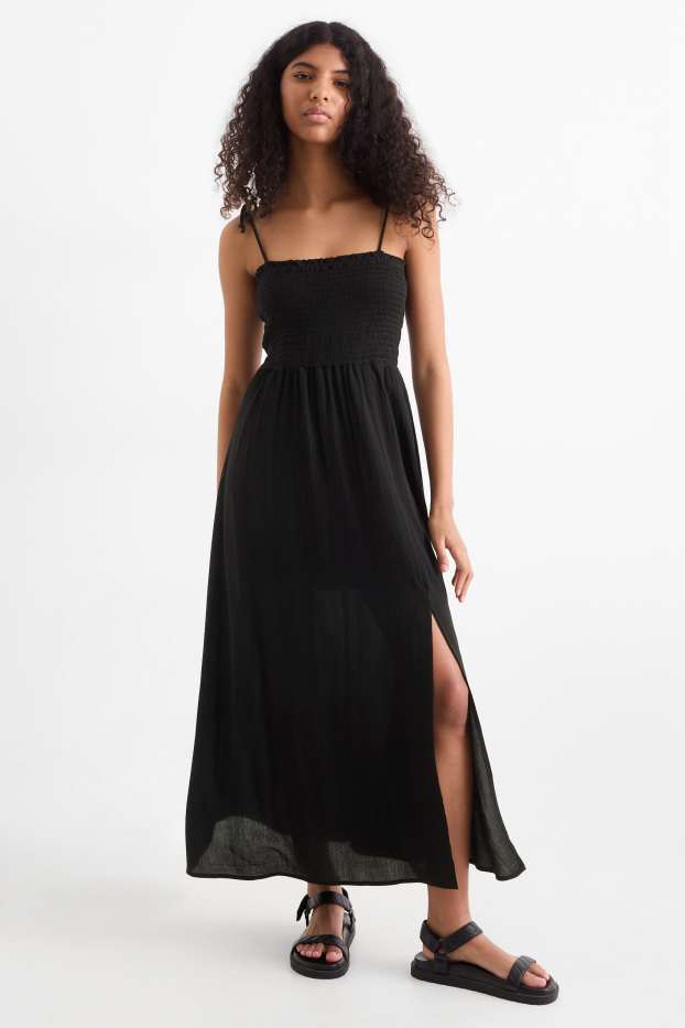 Femmes - Robe de coupe évasée - smockée - noir