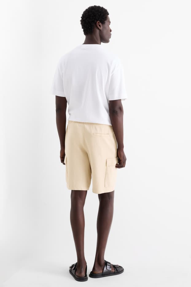 Herren - Sweat-Cargoshorts - hellbeige