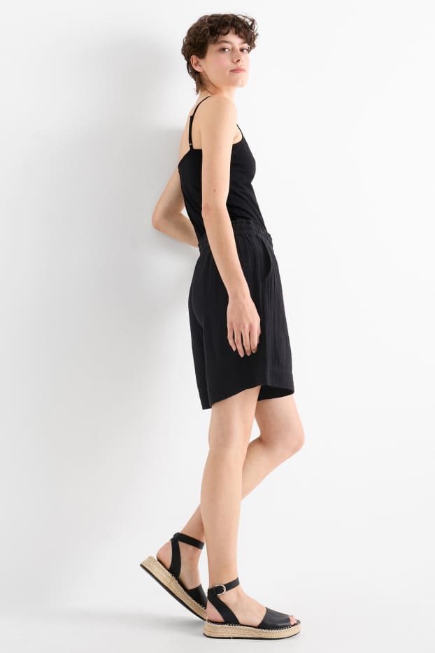 Women - Muslin shorts - high waist - black