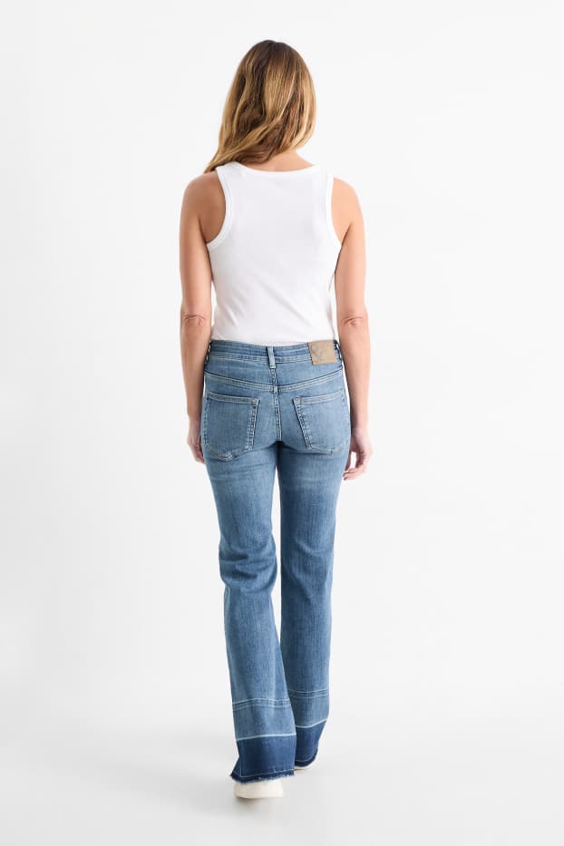 Women - Flared jeans - mid-rise waist - LYCRA® - blue denim