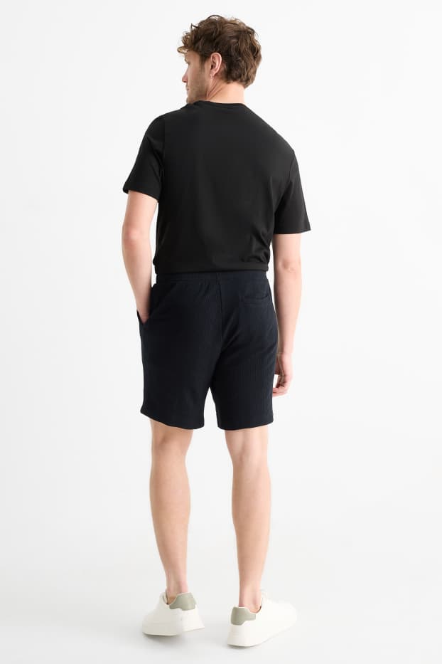 Bărbați - Pantaloni scurți - reiați - negru