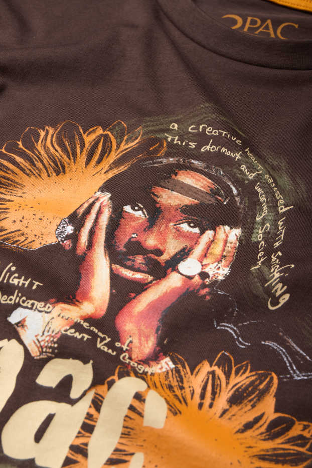 Heren - T-shirt - regular fit - Tupac - bruin