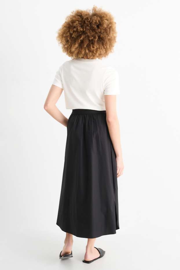 Women - Skirt with belt - black