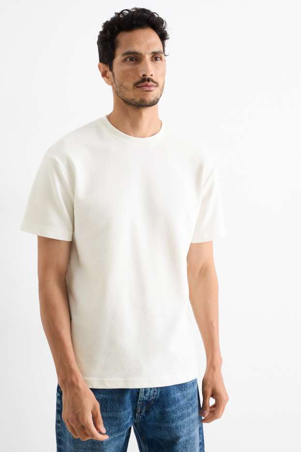 Men - T-shirt - relaxed fit - textured - white