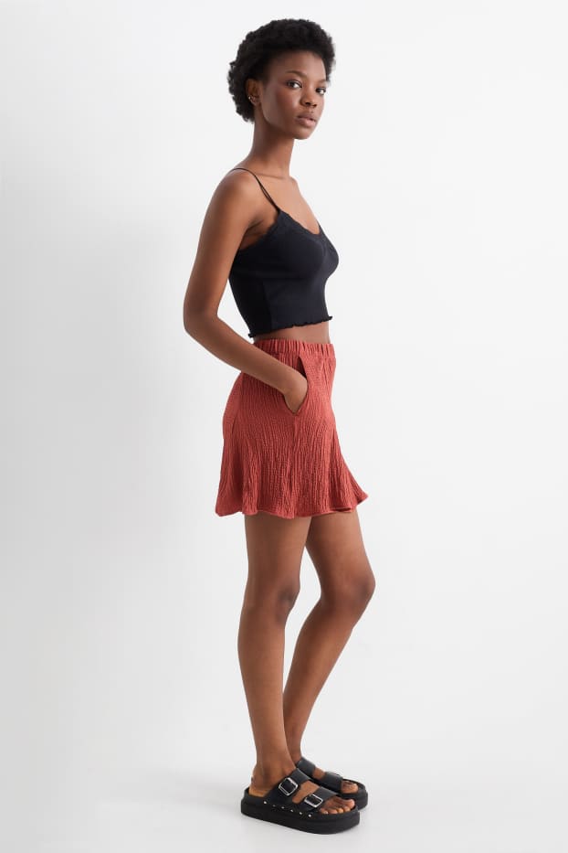 Dona - Pantalons curts - high waist - texturats - vermell fosc