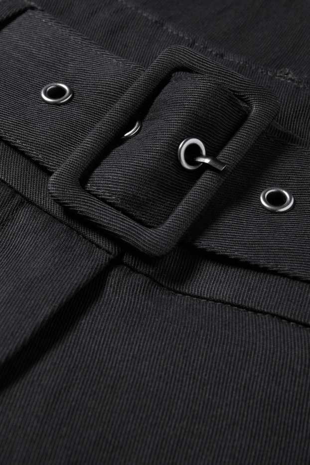 Damen - Shorts mit Gürtel - High Waist - schwarz