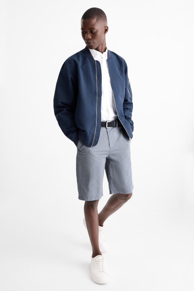 Heren - Korte broek met riem - grijs