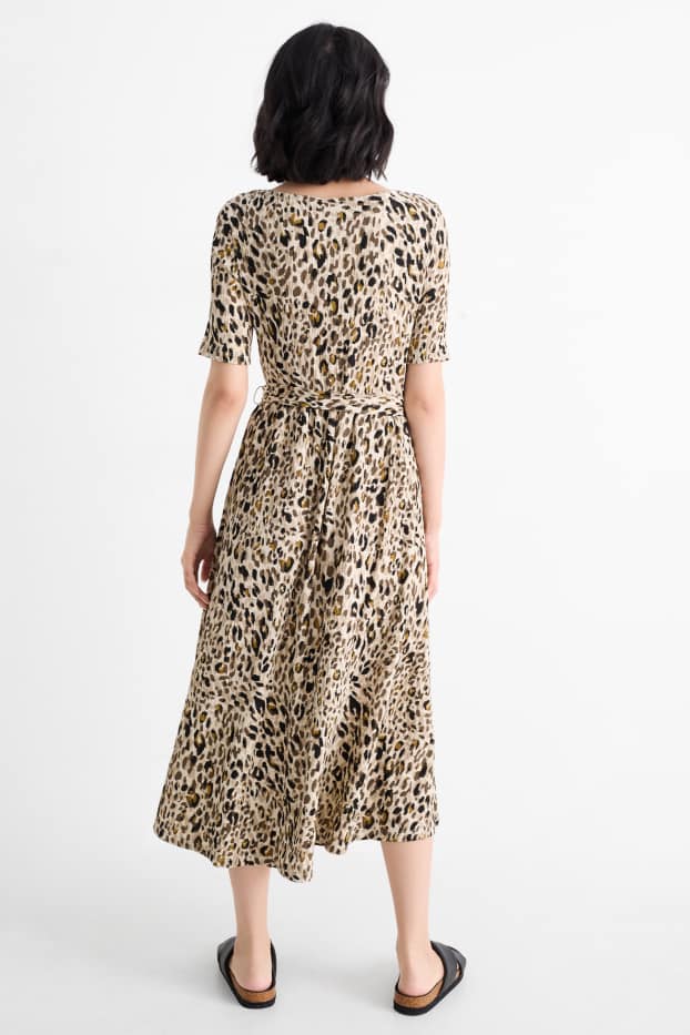 Dames - Fit & flare-jurk met ceintuur - luipaardvelprint - beige