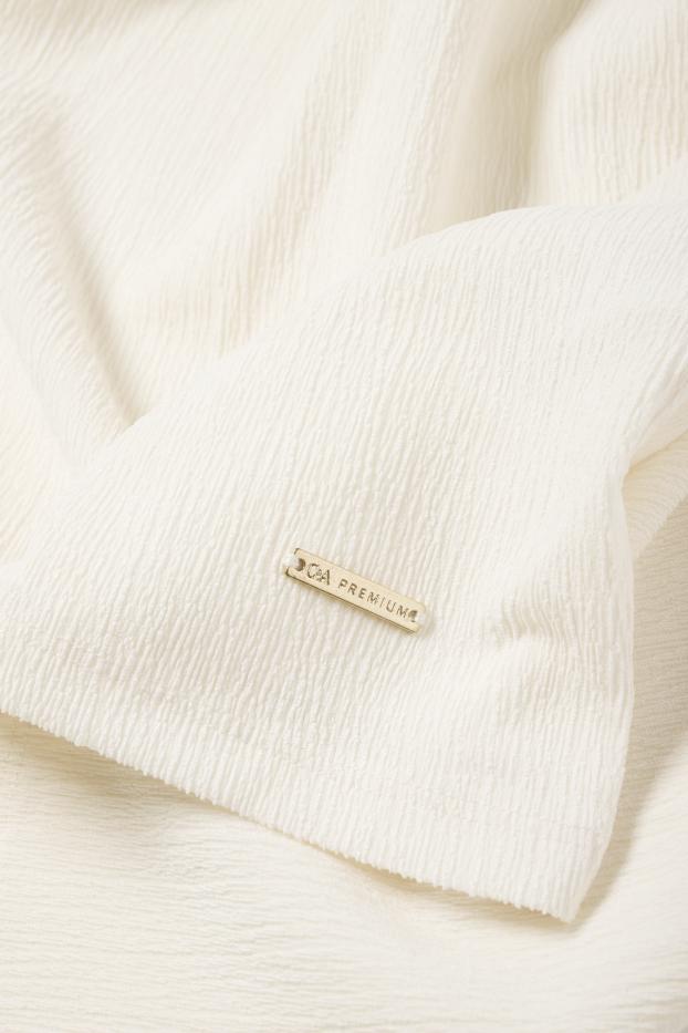 Kinder Mädchen - Langarmshirt - strukturiert - gesmokt - cremeweiß