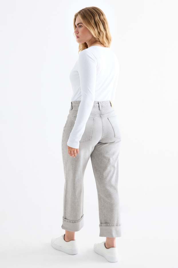 Women - Boyfriend jeans - mid-rise waist - denim-light gray