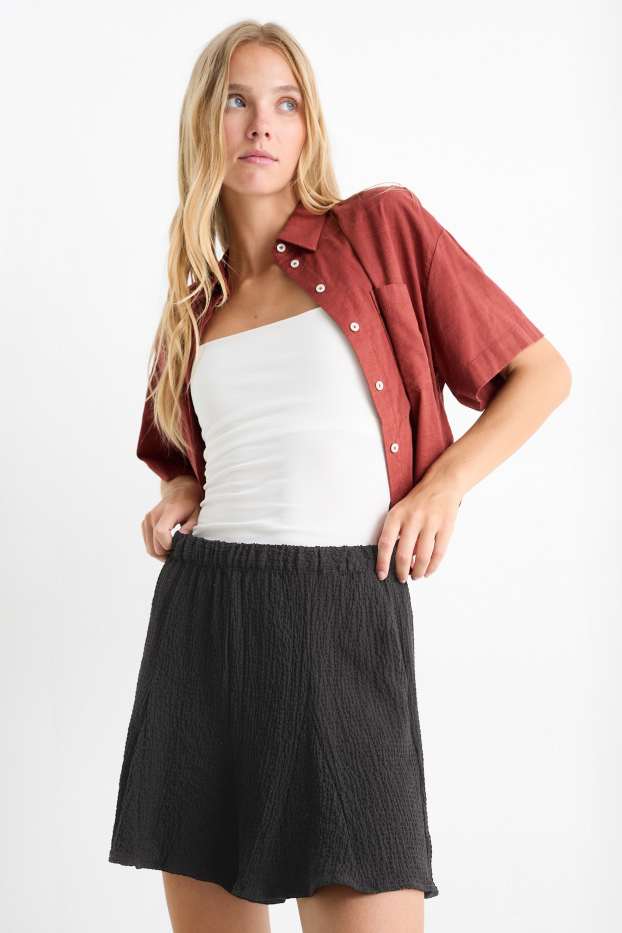 Femmes - Short - high waist - texturé - noir