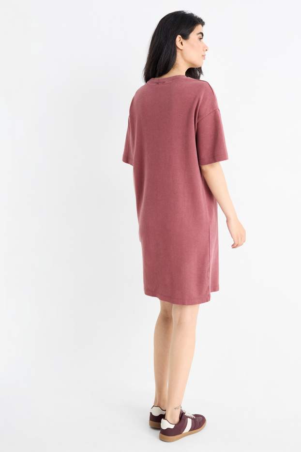 Dames - T-shirt-jurk - donker rose