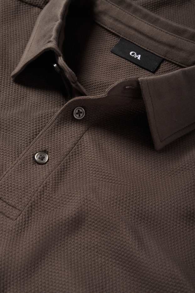 Hommes - Polo - regular fit - finition texturée - marron foncé