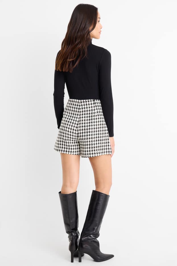Damen - Shorts - High Waist - kariert - schwarz / weiss