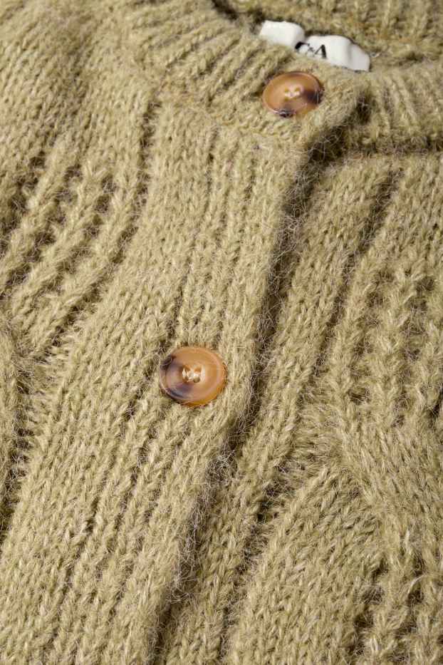 Femmes - Gilet en maille - motif tressé - vert clair