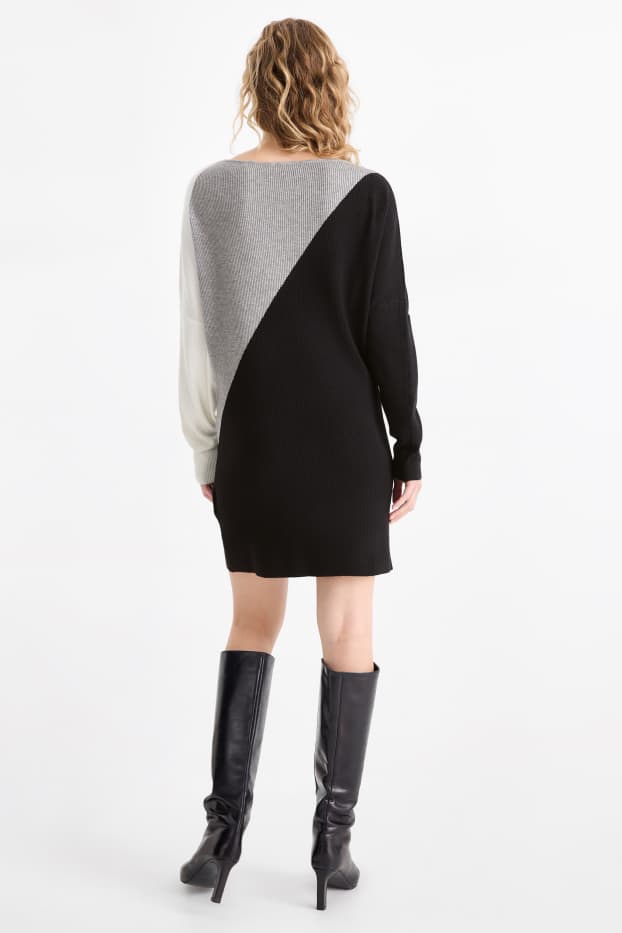 Women - Knitted dress - ribbed - black / gray