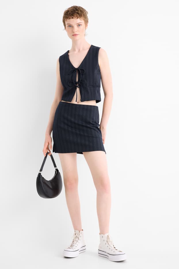 Femmes - Jupe short - fines rayures - bleu foncé