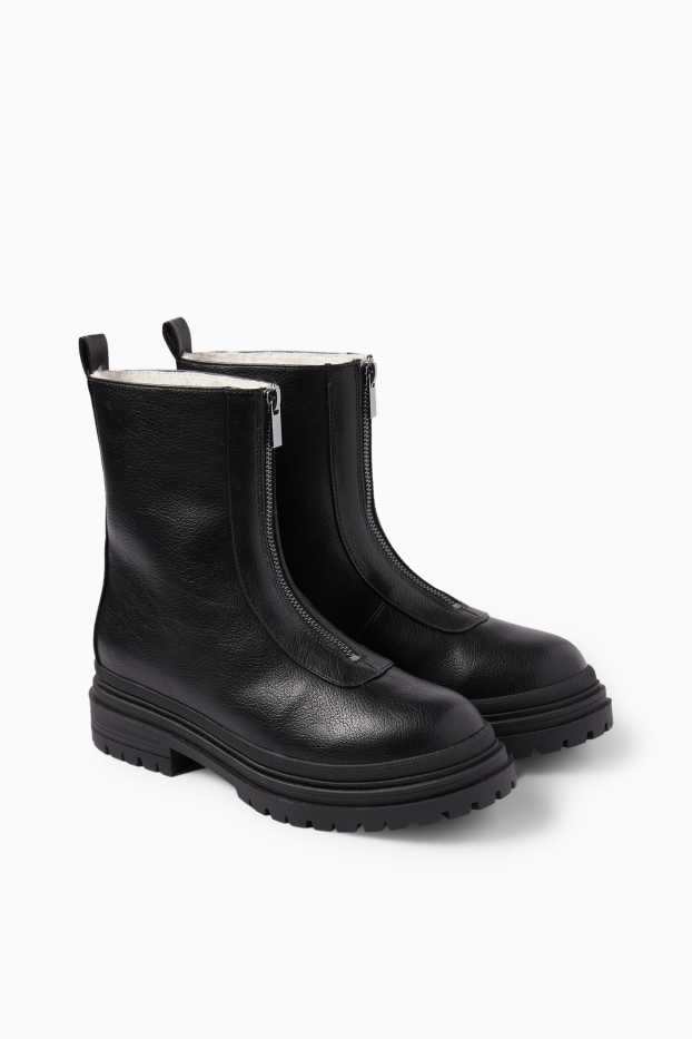 Women - Ankle boots - faux leather - black