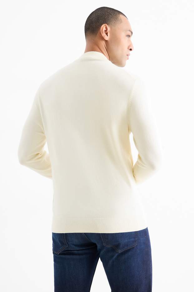 Men - Fine knit jumper - cremewhite