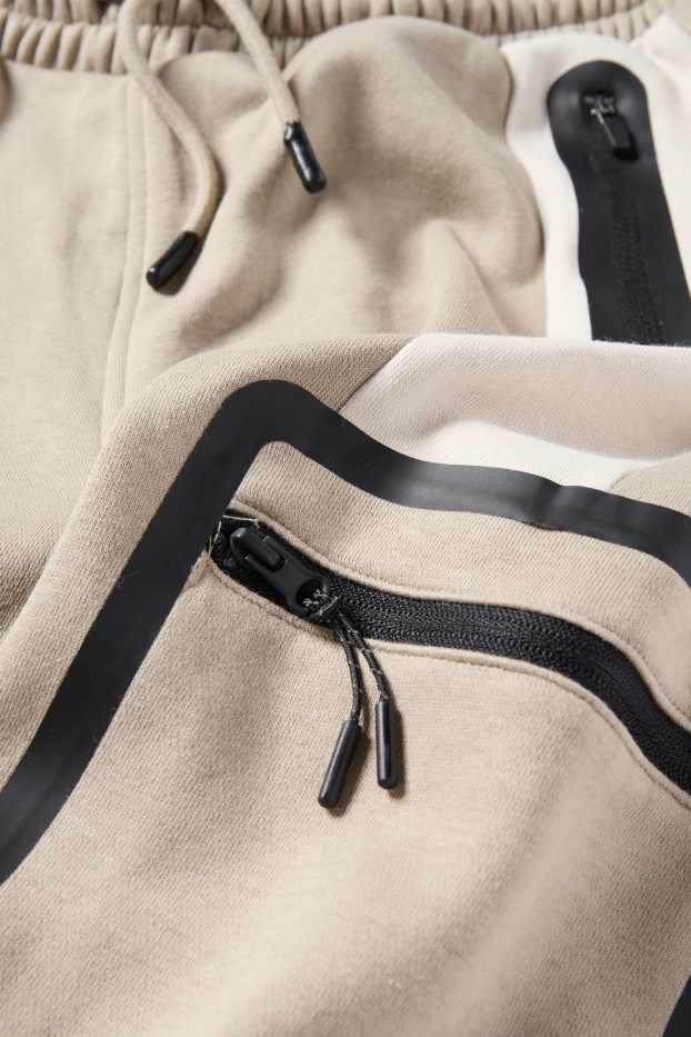Kinderen: jongens - Cargojoggingbroek - beige