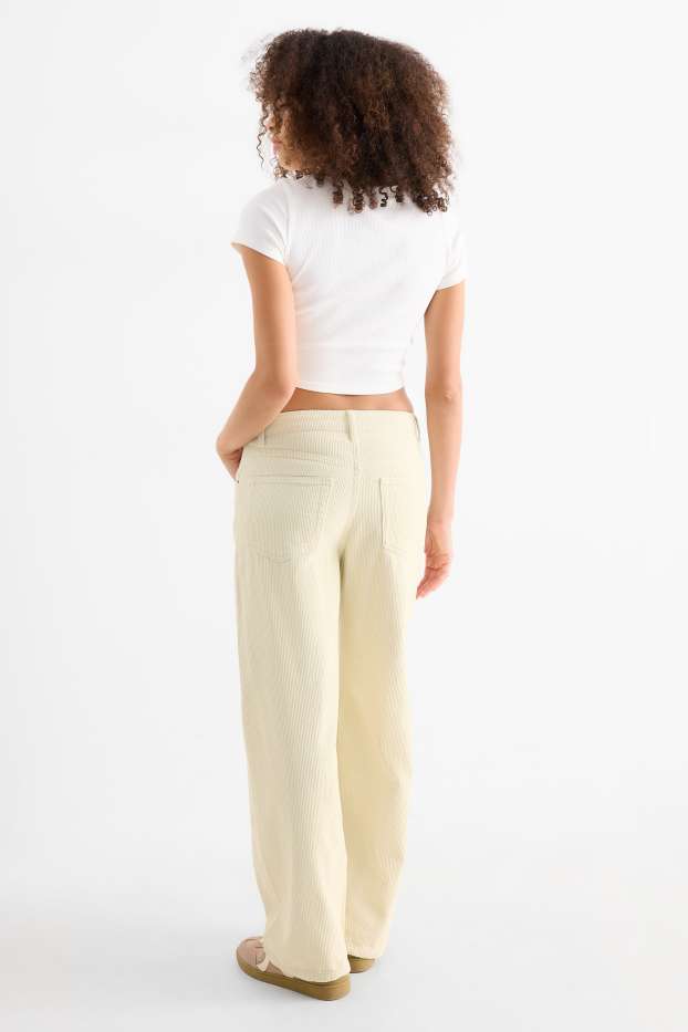 Damen - Cordhose - Mid Waist - Barrel Leg - cremeweiss