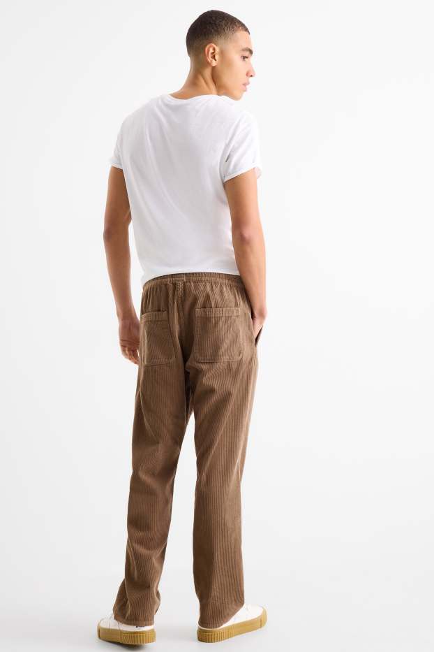 Herren - Cordhose - Relaxed Fit - braun