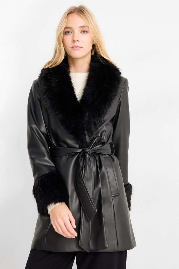 Kobiety - Płaszcz ze sztucznym futrem - imitacja skóry - czarny