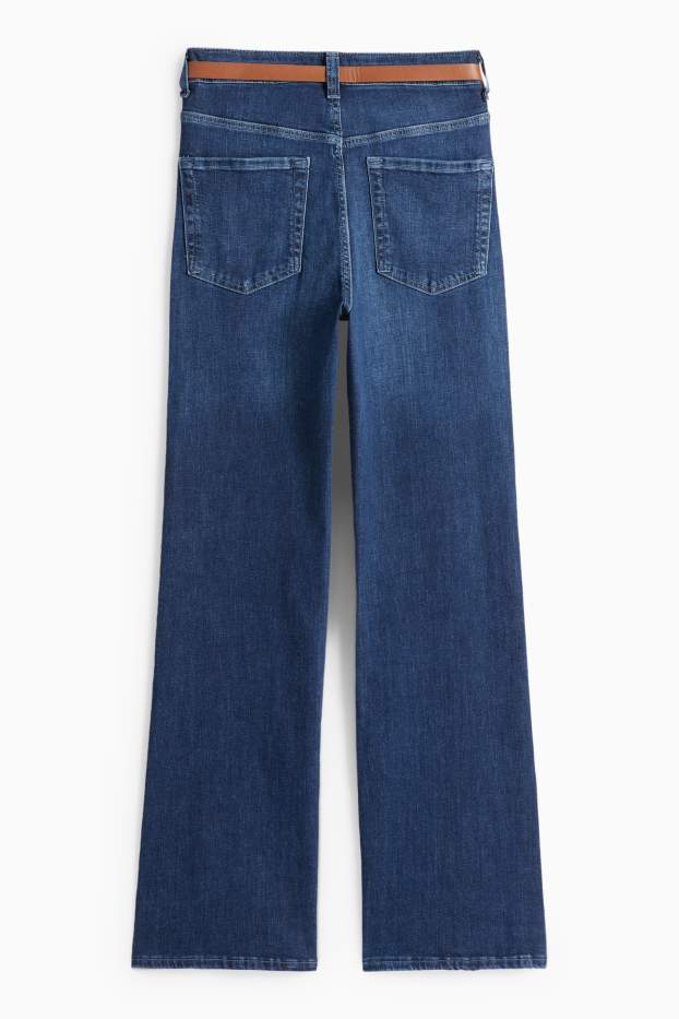 Damen - Flared Jeans mit Gürtel - High Waist - LYCRA® - jeansblau