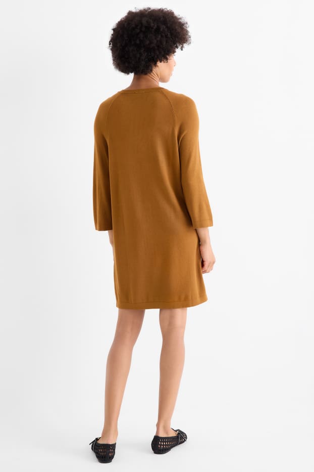 Women - Knitted dress - straight fit - khaki
