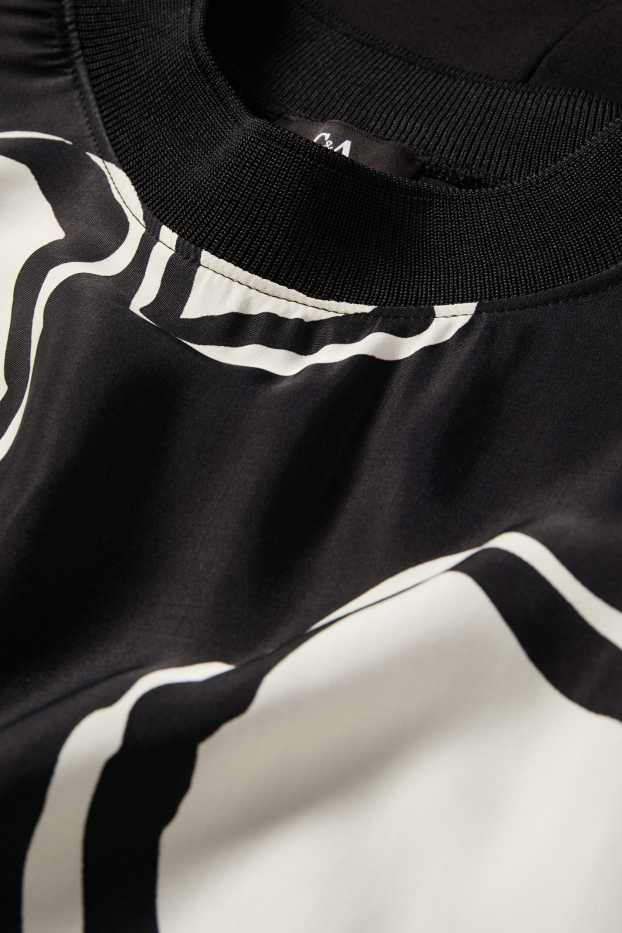 Femei - Tricou - relaxed fit - cu flori - negru / nej