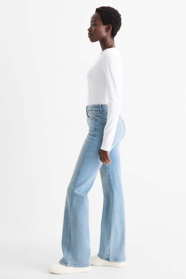 Damen - Flared Jeans - High Waist - LYCRA® - helljeansblau