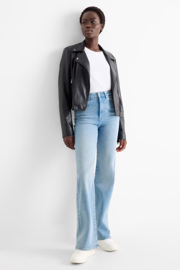 Damen - Flared Jeans - High Waist - LYCRA® - helljeansblau