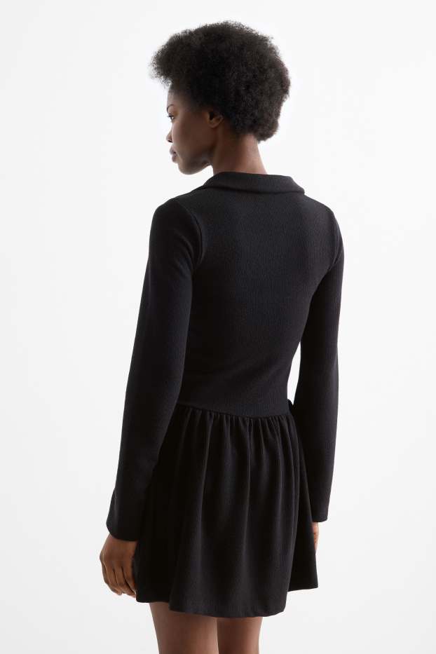 Femmes - Robe évasée - côtelée - noir