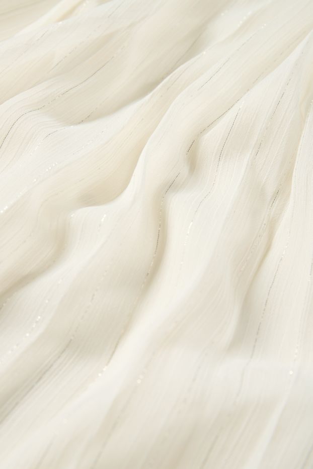 Copii - Fete - Salopetă plisată - aspect lucios - alb-crem