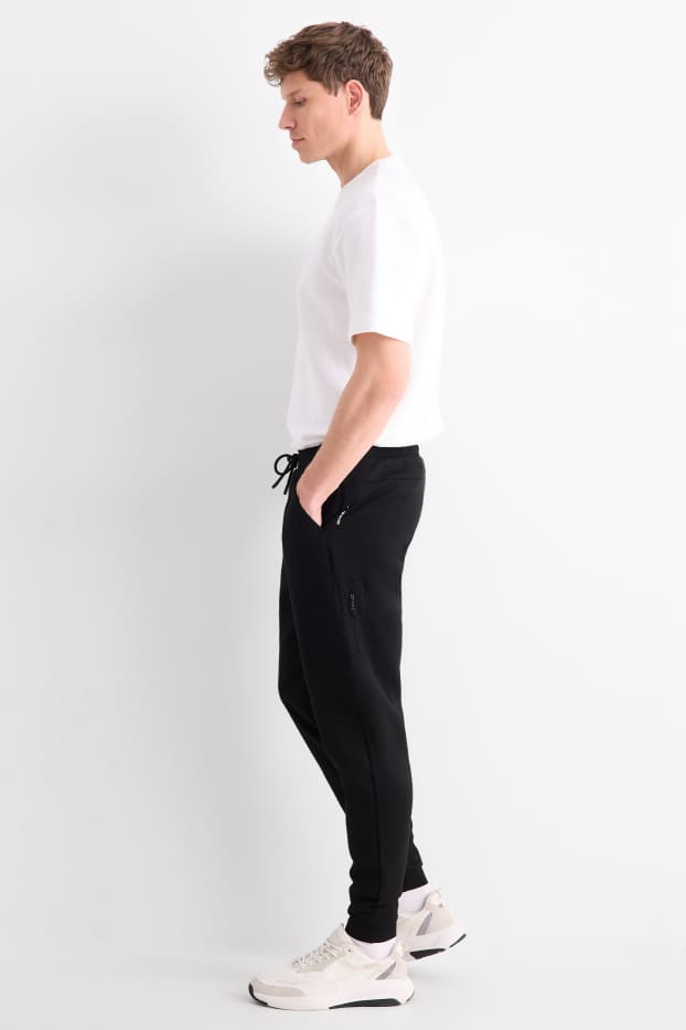 Men - Joggers - black