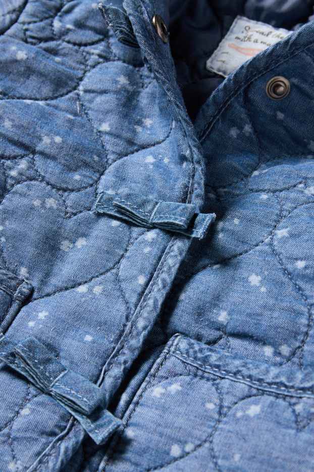 Miminka - dívky - Srdíčka - džínová prošívaná bunda s kapucí pro miminka - tmavomodrá