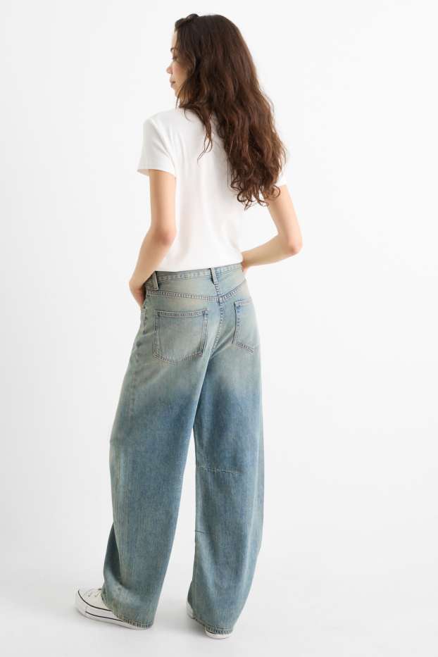 Femmes - Jean ballon - mid waist - jean bleu clair